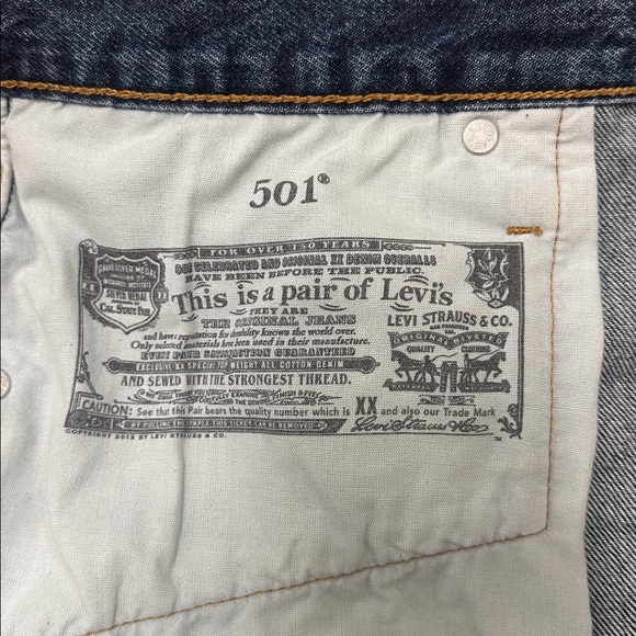Levi’s 501 Denim Shorts - 32 - Picture 6 of 8